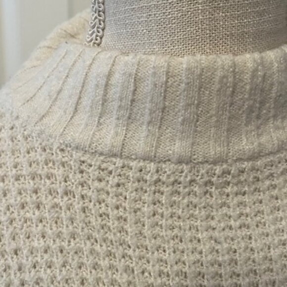 SO Colorblock Waffle Knit Sweater - Picture 8 of 16